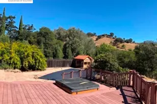 154 Vine St, Vacaville, CA 95688 - Photo 22