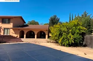 154 Vine St, Vacaville, CA 95688 - Photo 18