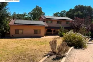 154 Vine St, Vacaville, CA 95688 - Photo 2