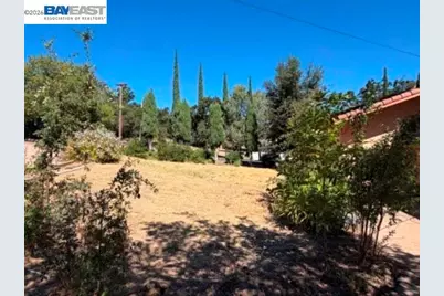154 Vine St, Vacaville, CA 95688 - Photo 24