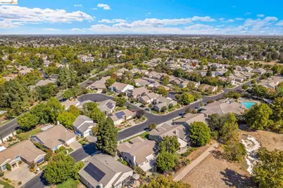 1751 Crispin Dr, Brentwood, CA 94513 - Photo 12