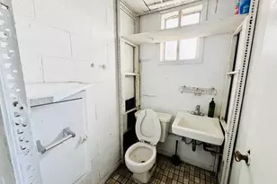 220 International Blvd, Oakland, CA 94606 - Photo 16
