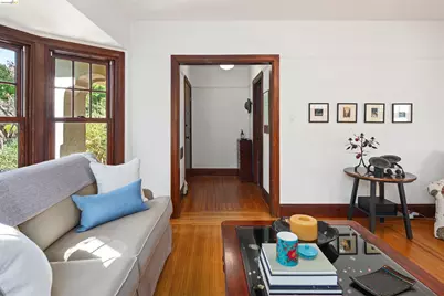 1205 Curtis St, Berkeley, CA 94706 - Photo 8