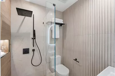 1240 15th Ave, San Francisco, CA 94122 - Photo 52