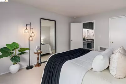 567 Oakland Avenue #211, Oakland, CA 94611 - Photo 16