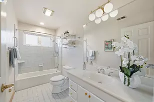 10561 Carver Dr, Cupertino, CA 95014 - Photo 18