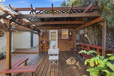 10561 Carver Dr, Cupertino, CA 95014 - Photo 38