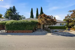 10561 Carver Dr, Cupertino, CA 95014 - Photo 2