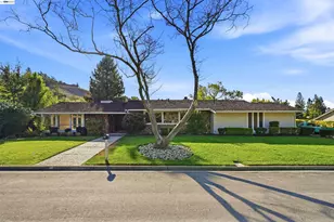 11 Ray Ct, Alamo, CA 94507 - Photo 2