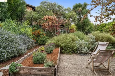 486 Jean St, Oakland, CA 94610 - Photo 46