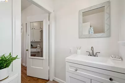 2707 Dana St, Berkeley, CA 94705 - Photo 28