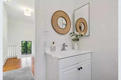 2707 Dana St, Berkeley, CA 94705 - Photo 46