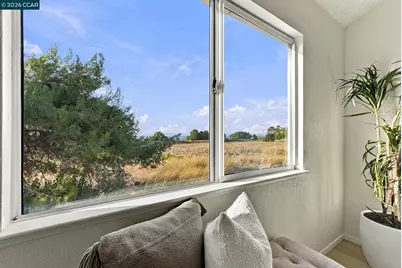 202 Oneil Cir, Hercules, CA 94547 - Photo 16