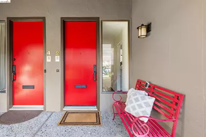 2 Clarewood Mall, Oakland, CA 94618 - Photo 4