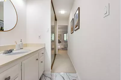 2 Clarewood Mall, Oakland, CA 94618 - Photo 30