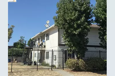 2204 Spanos St, Antioch, CA 94509 - Photo 2