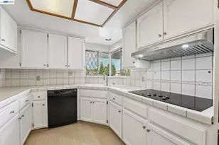 214 Redondo Dr, Pittsburg, CA 94565 - Photo 20
