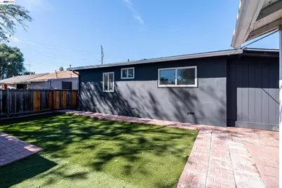 228 Harder Rd, Hayward, CA 94544 - Photo 22