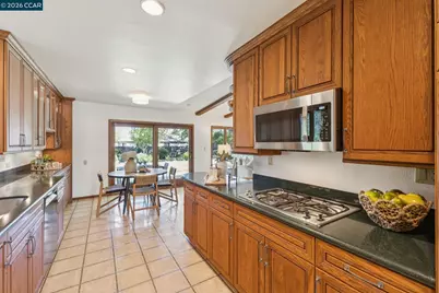 2172 Angus Dr, Walnut Creek, CA 94598 - Photo 12
