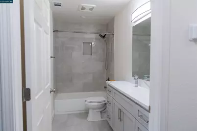2371 Alta Garden Ln, Sacramento, CA 95825 - Photo 10