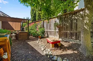 4040 Tilden Dr, Roseville, CA 95661 - Photo 22