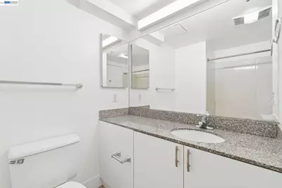 989 Webster Street #546, Oakland, CA 94607 - Photo 24