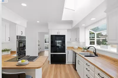 726 Maud Ave, San Leandro, CA 94577 - Photo 10