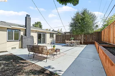 1036 Smith Ave, Campbell, CA 95008 - Photo 32