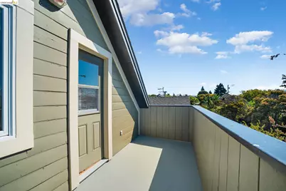 6145 Fremont St, Oakland, CA 94608 - Photo 58