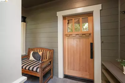 6145 Fremont St, Oakland, CA 94608 - Photo 8