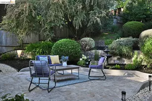 6773 Wilton Dr, Oakland, CA 94611 - Photo 28