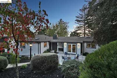 6773 Wilton Dr, Oakland, CA 94611 - Photo 2