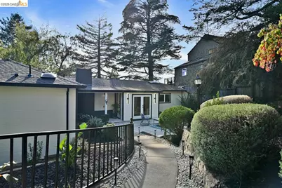 6773 Wilton Dr, Oakland, CA 94611 - Photo 4