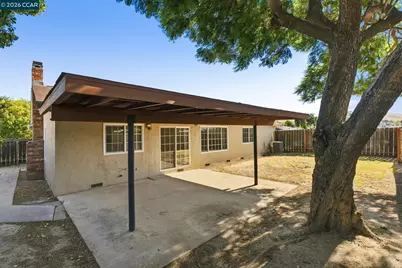 3 Sandalwood Ct, Pittsburg, CA 94565 - Photo 38