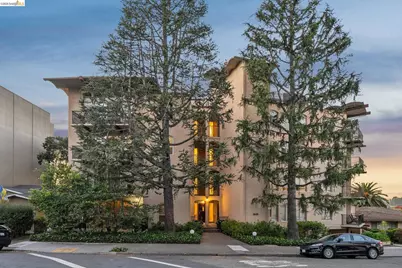 5405 Carlton St #202, Oakland, CA 94618 - Photo 2