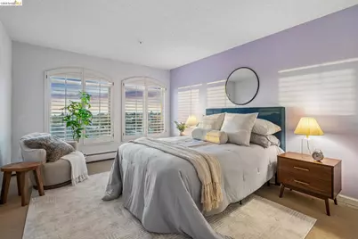 5405 Carlton St #202, Oakland, CA 94618 - Photo 20