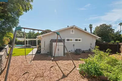 7 Beswick Ct, Pleasant Hill, CA 94523 - Photo 28