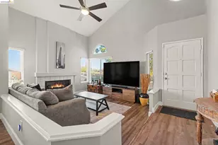 512 Catalina Cir, Vallejo, CA 94589 - Photo 6