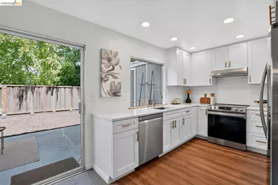 832 Royal Ann Ln, Concord, CA 94518 - Photo 6
