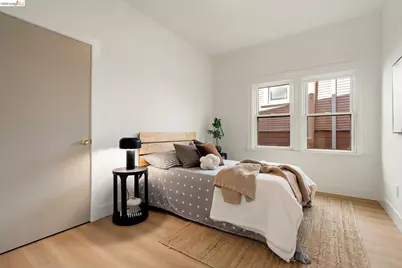 2630 Highland Ave, Oakland, CA 94606 - Photo 22