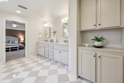 489 Gray Ct, Benicia, CA 94510 - Photo 80