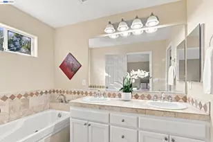 2158 Capitol Park Ct, San Jose, CA 95132 - Photo 30