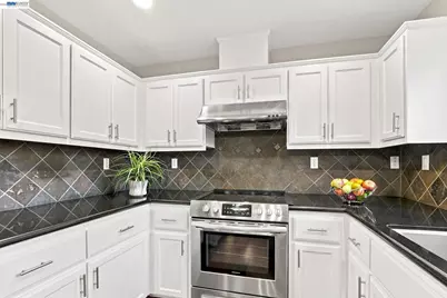 2158 Capitol Park Ct, San Jose, CA 95132 - Photo 8