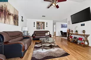 509 Hacienda Ln, Suisun City, CA 94585 - Photo 8