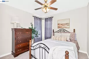 877 Curlew Rd, Livermore, CA 94551 - Photo 22