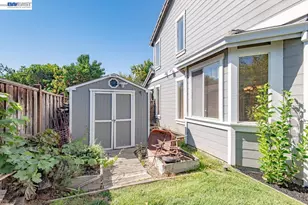 877 Curlew Rd, Livermore, CA 94551 - Photo 28
