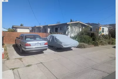 2415 109th Ave, Oakland, CA 94603 - Photo 2