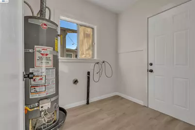 2468 82nd Ave, Oakland, CA 94605 - Photo 20