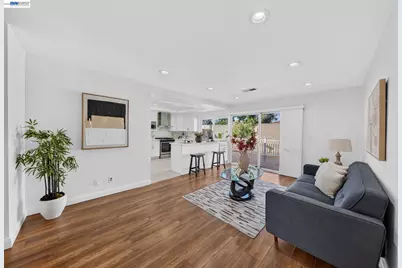 32245 Chechester Dr, Union City, CA 94587 - Photo 12