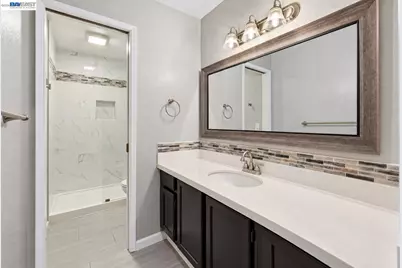 5547 Russo Dr, San Jose, CA 95118 - Photo 16